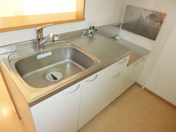 ウエスト ウッド アベニューの物件内観写真